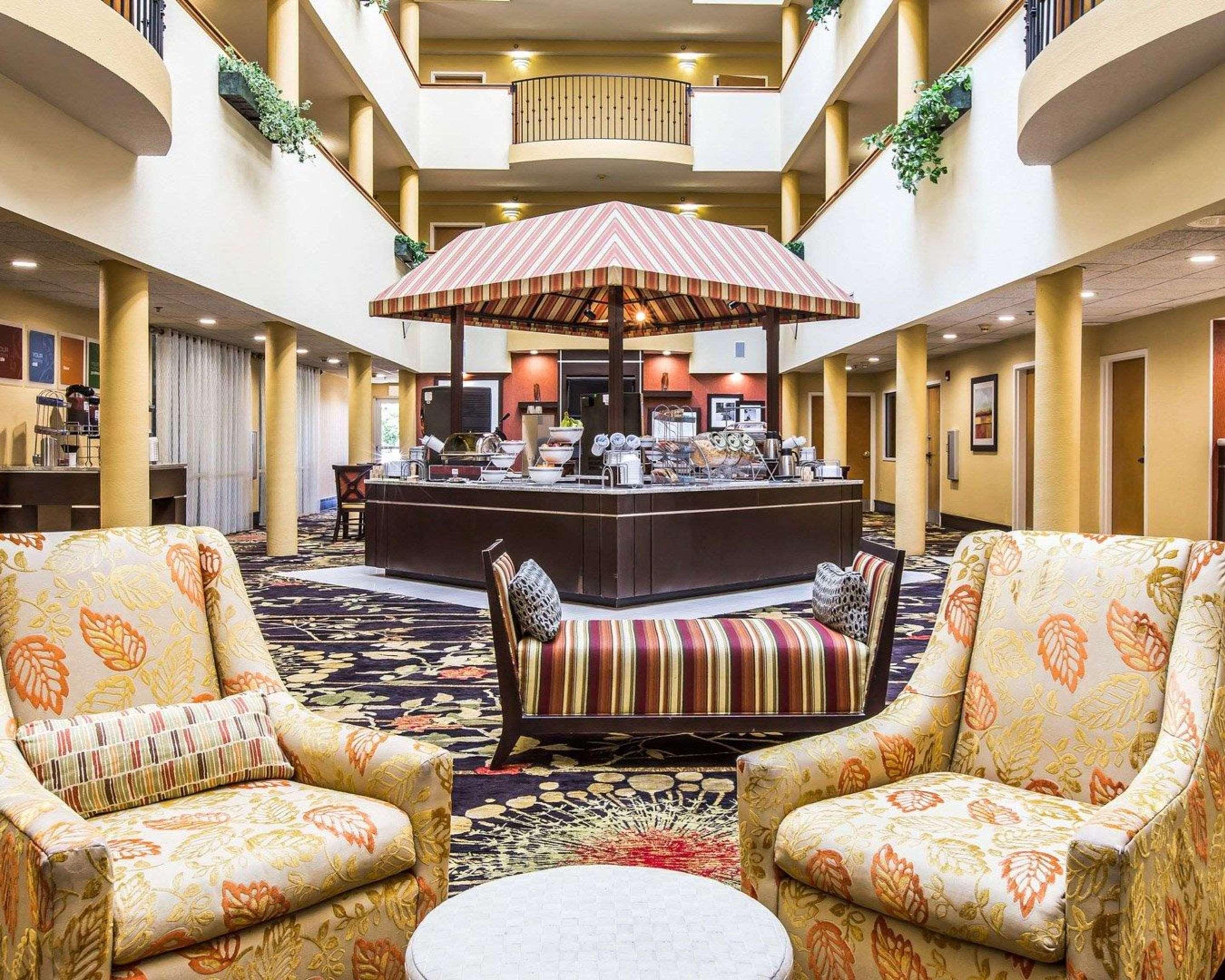 Comfort Suites Anderson-Clemson Exterior foto